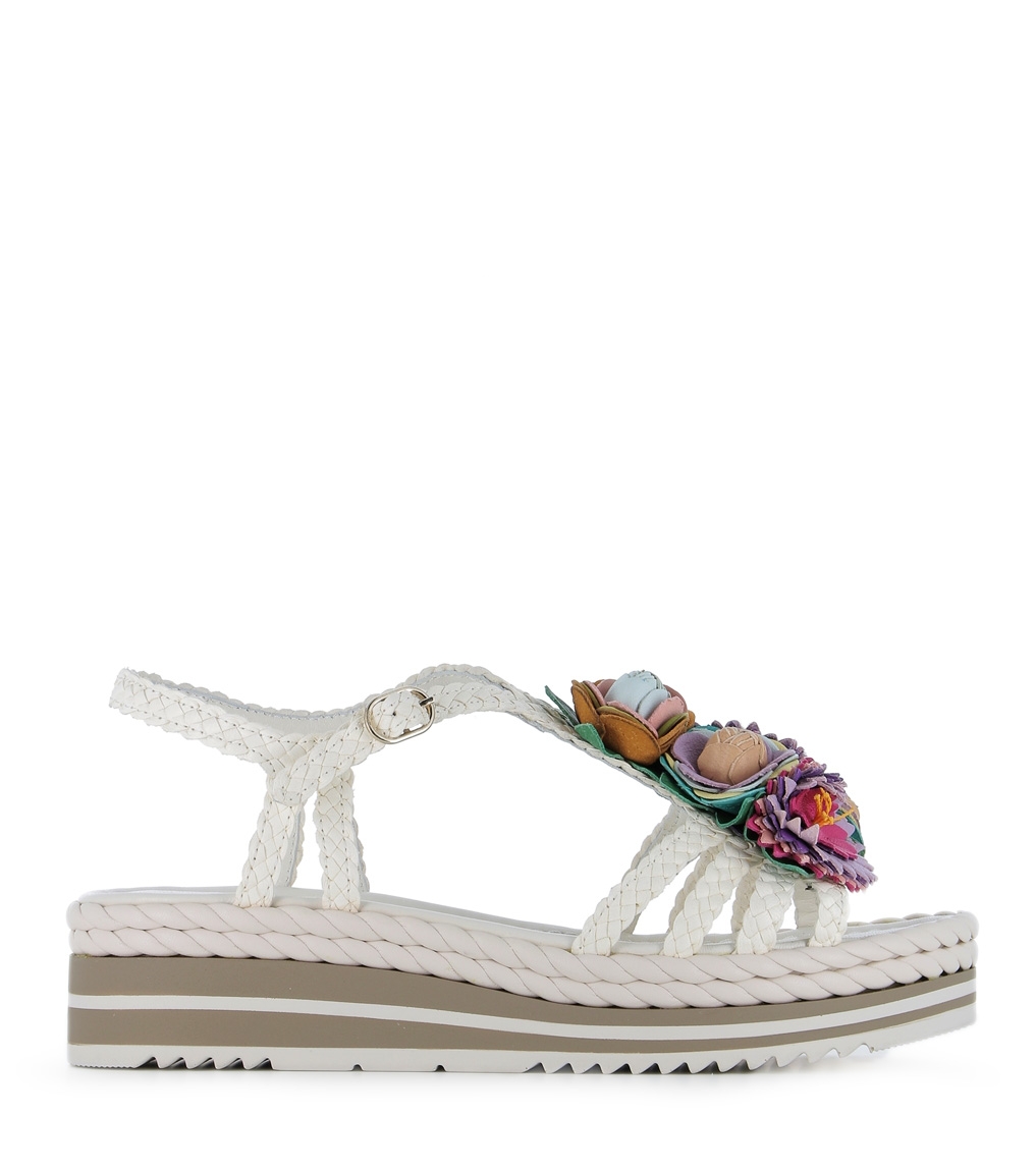 Sandalias de flores Milan 9785 milk