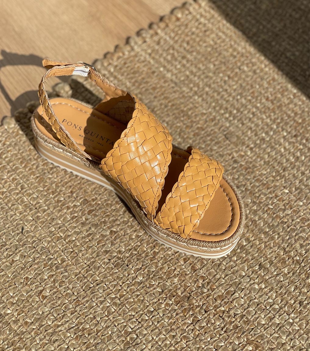 Arena sandals best sale