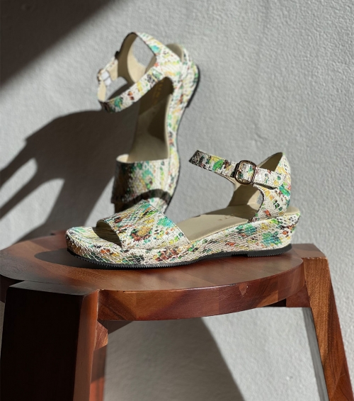 sandalias SD552 graphic blanco