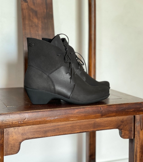 ankle boots muze 33302 black