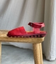 closed-toe sandals value f red