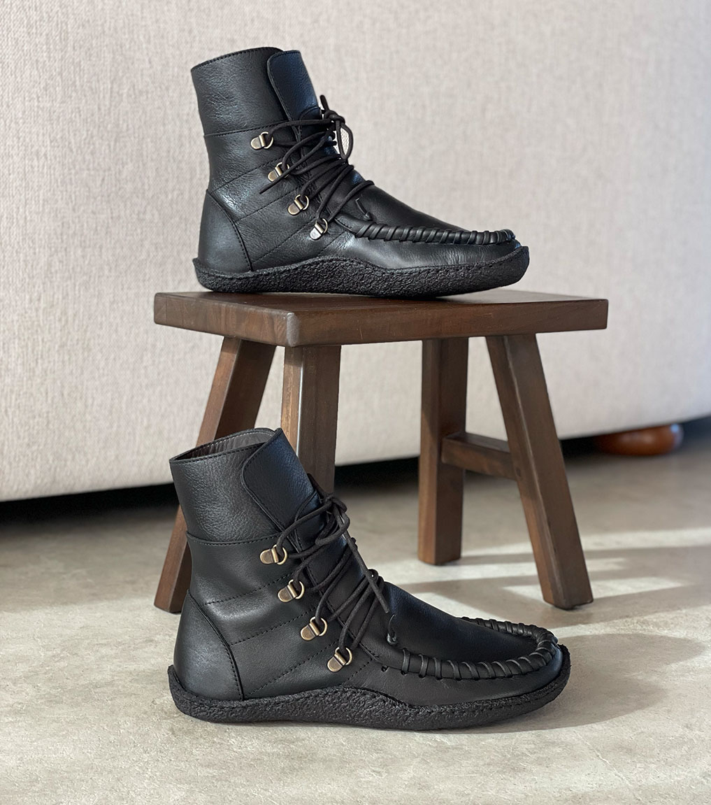 Black moccasin boots sales