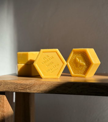 natural pure honey soap