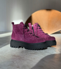 boots 6095 amarante prune