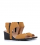 sandalias clovis ocre