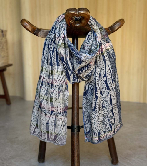 scarf ariel baby blue