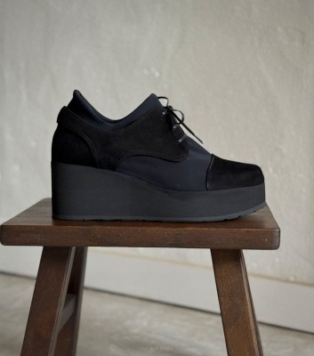 derbies cuña deena negro