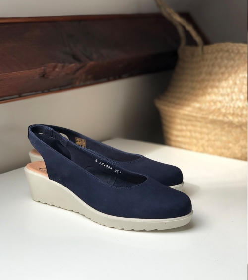 sandals bastide marine