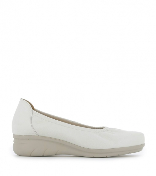 ballet flats dan white