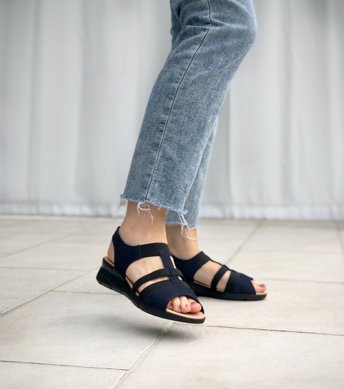 sandals harriet marine