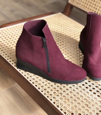 arche ankle boots