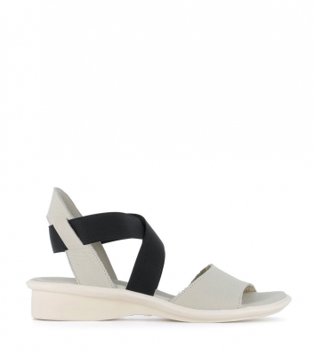 Arche satia deals sandal sale