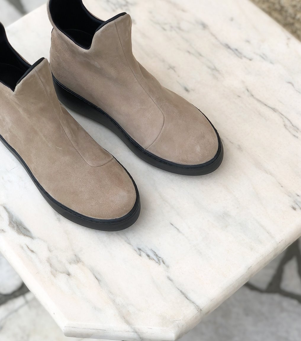 low boots beige
